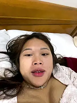 Emxinh123cute online show from 15, 1, 2026