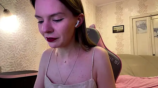 Snapshot of LavondaDeleston chatting on 4, 2, 2026 LavondaDeleston online show from 4, 2, 2026