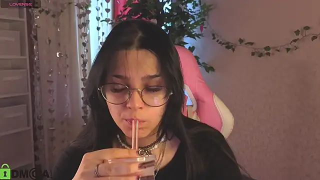 Snapshot of Leslie_Wholsh chatting on 16, 3, 2026 Leslie Wholsh online show from 16, 3, 2026