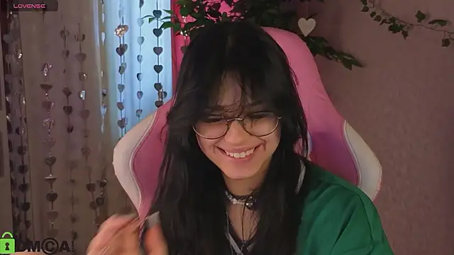 Snapshot of Leslie_Wholsh chatting on 9, 3, 2026 Leslie Wholsh online show from 9, 3, 2026