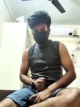 Hottlund6 online show from 11, 4, 2026