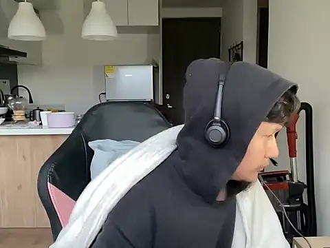 fuckkyu420 online show from 13, 1, 2026