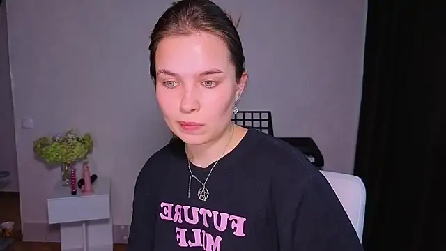 Snapshot of Catherine_Karis chatting on 8, 7, 2026 Catherine Karis online show from 8, 7, 2026