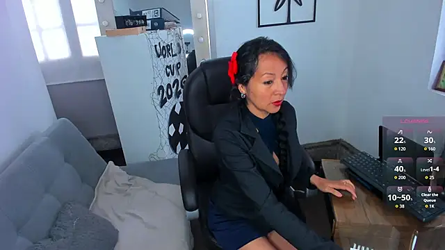 loretta fraser online show from 18, 6, 2026