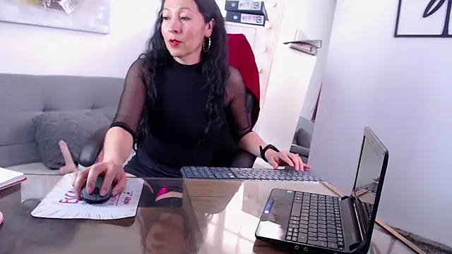 loretta fraser online show from 14, 4, 2026