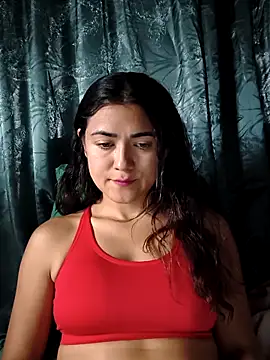 Snapshot of Freyarosse chatting on 20, 2, 2026 Freyarosse online show from 20, 2, 2026