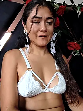 Snapshot of Freyarosse chatting on 17, 2, 2026 Freyarosse online show from 17, 2, 2026