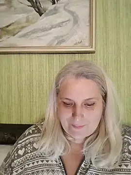 NyushaLollipop online show from 17, 5, 2026