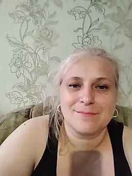 NyushaLollipop online show from 9, 7, 2026