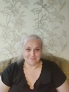 NyushaLollipop online show from 3, 7, 2026
