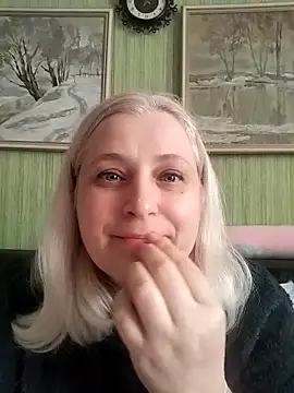 NyushaLollipop online show from 20, 2, 2026