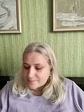 NyushaLollipop online show from 11, 5, 2026