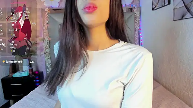 Snapshot of Estrellaa_1 chatting on 9, 3, 2026 Estrellaa 1 online show from 9, 3, 2026