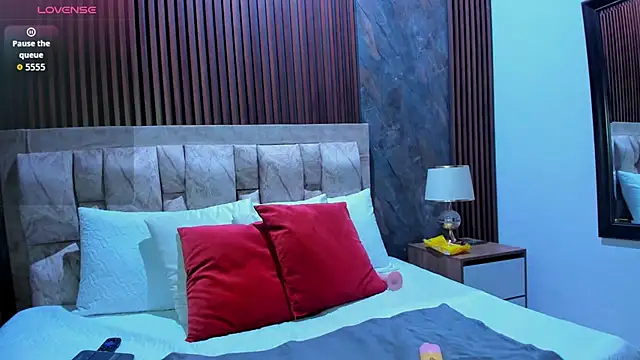 Snapshot of chloe_love__ chatting on 3, 3, 2026 chloe love online show from 3, 3, 2026