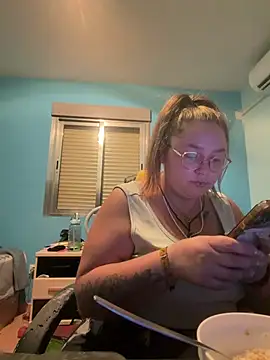 Snapshot of _maracr19_ chatting on 15, 7, 2026 maracr19 online show from 15, 7, 2026