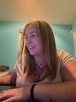 Snapshot of _maracr19_ chatting on 10, 7, 2026 maracr19 online show from 10, 7, 2026