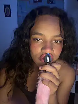 Nyxx Velariia online show from 7, 4, 2026