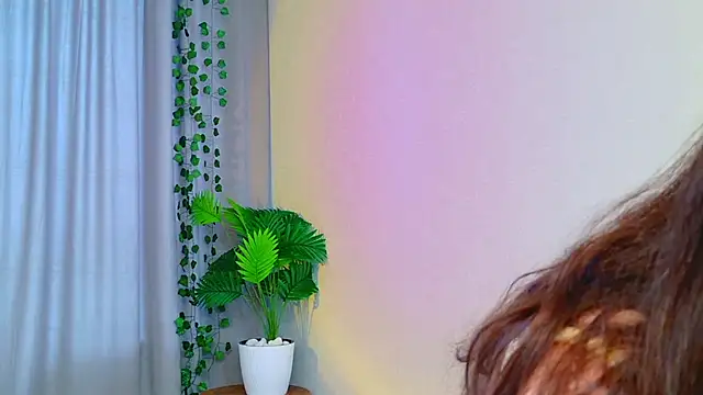 LoveUnderTheStars online show from 10, 4, 2026