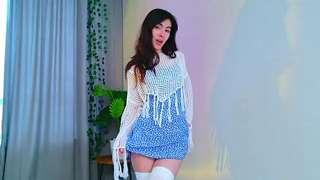 LoveUnderTheStars online show from 11, 4, 2026