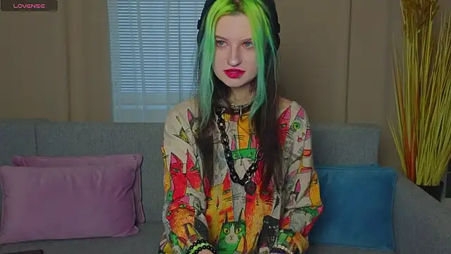 Snapshot of ToxicKittyy chatting on 6, 2, 2026 ToxicKittyy online show from 6, 2, 2026