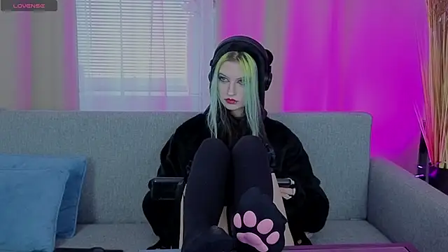 Snapshot of ToxicKittyy chatting on 26, 2, 2026 ToxicKittyy online show from 26, 2, 2026