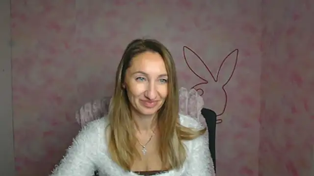 Diana Sweeet  online show from 9, 4, 2026