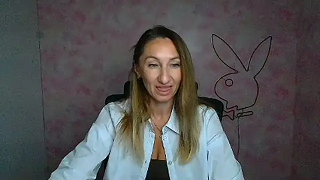 Diana Sweeet  online show from 18, 3, 2026