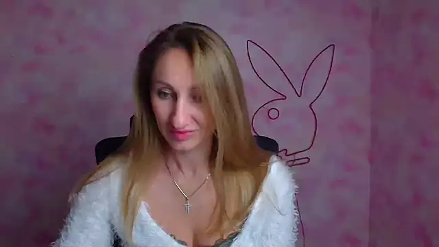 Diana Sweeet  online show from 25, 4, 2026