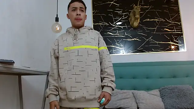 Snapshot of MarcusLux_ chatting on 15, 1, 2026 MarcusLux online show from 15, 1, 2026