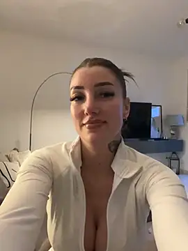 Snapshot of NovaLushhh chatting on 20, 2, 2026 NovaLushhh online show from 20, 2, 2026