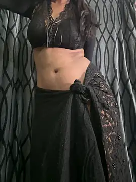 Sassyreyaaa online show from 2, 4, 2026