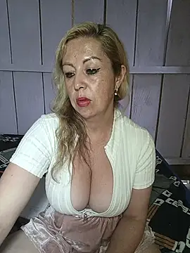 SofiaMilfx69 online show from 16, 4, 2026