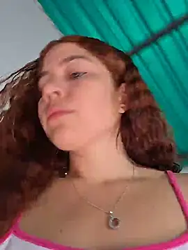 Snapshot of dani_ferreer1 chatting on 17, 7, 2026 dani ferreer1 online show from 17, 7, 2026
