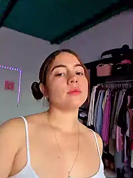 dani ferreer1 online show from 28, 4, 2026
