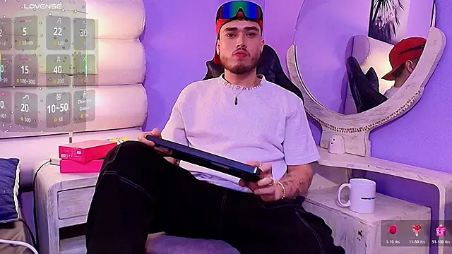 Snapshot of Salvattore_Muller chatting on 12, 2, 2026 Salvattore Muller online show from 12, 2, 2026