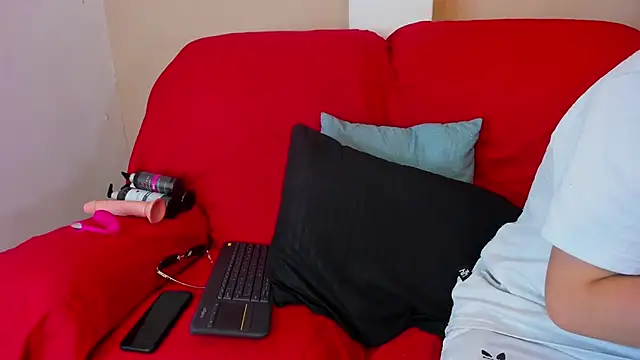 Salvattore Muller online show from 11, 4, 2026