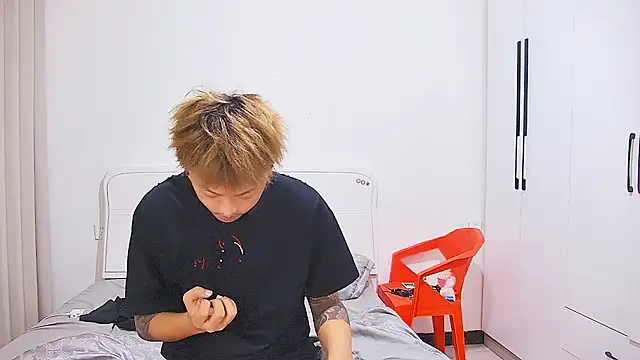 Chocolates-001 online show from 13, 6, 2026