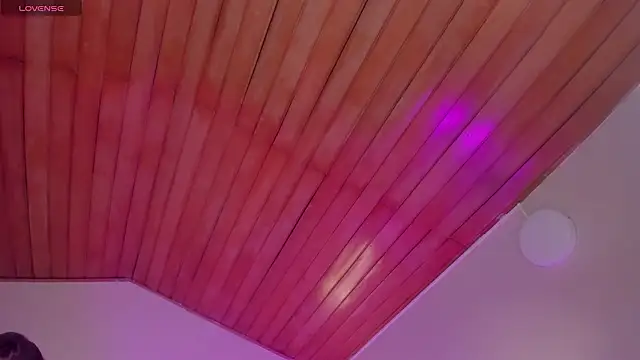 ella  olmos online show from 10, 3, 2026