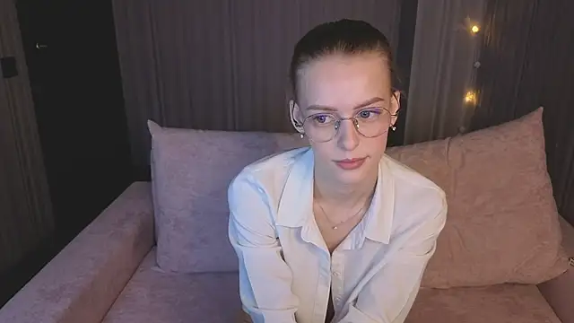 kittie like18 online show from 3, 2, 2026