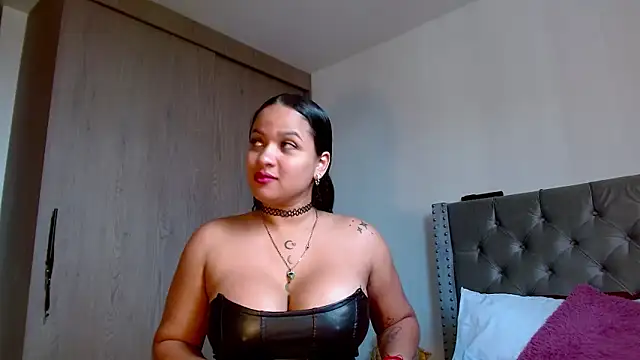 celeneortii online show from 28, 4, 2026