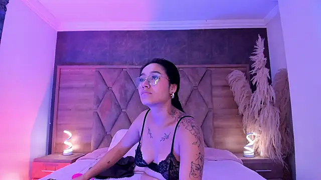AnaiaClarck online show from 1, 6, 2026