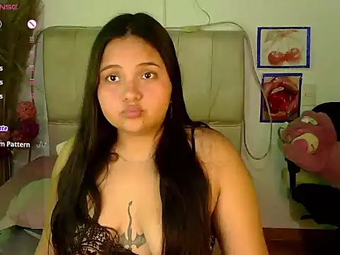 chloe  fox online show from 23, 2, 2026