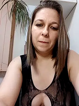 AdaJoy online show from 8, 2, 2026