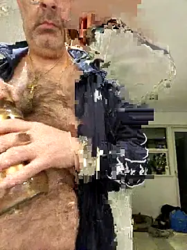 Snapshot of GayThug81 chatting on 14, 1, 2026 GayThug81 online show from 14, 1, 2026