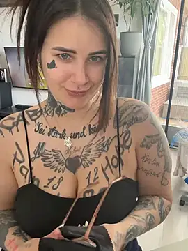 NyxTattoo online show from 16, 4, 2026