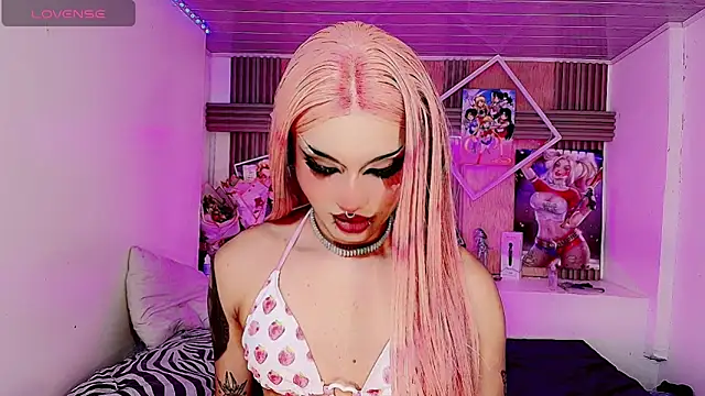 Lisa sparkleee online show from 17, 4, 2026