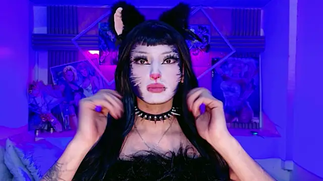 Lisa sparkleee online show from 10, 6, 2026