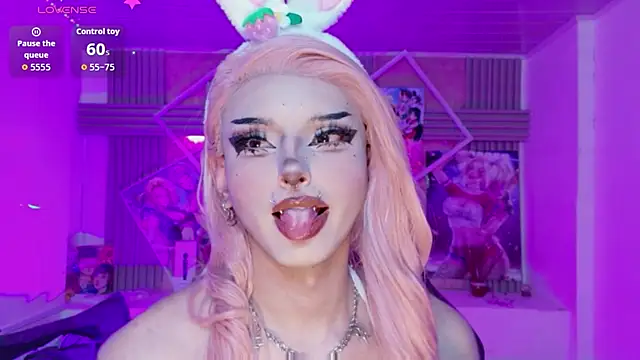 Lisa sparkleee online show from 25, 7, 2026