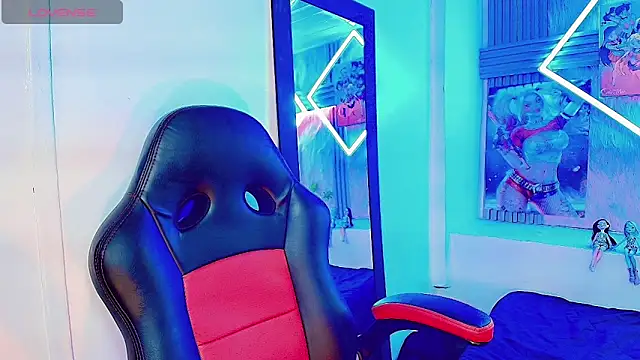 Lisa sparkleee online show from 27, 3, 2026