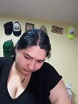 LauraHorny69 online show from 5, 5, 2026